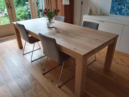 Set van 4 Ikea eetkamerstoelen Lillanas lichtgrijs, Huis en Inrichting, Stoelen, Zo goed als nieuw, Vier, Metaal, Stof, Grijs