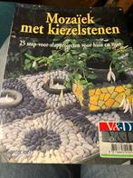 G. Nicol - Mozaiek met kiezelstenen, Ophalen of Verzenden, Zo goed als nieuw, G. Nicol; D. Schneebeli-Morell