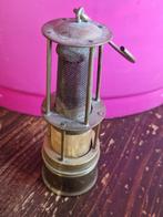 Een mijnwerkerslampje uit 1929 16 cm lang en 5,7 cm breed, Antiek en Kunst, Ophalen of Verzenden