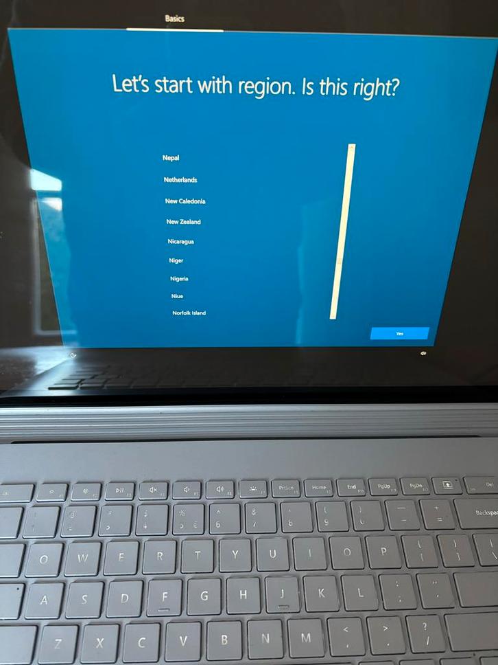 Microsoft Surface Book 2 - 13 inch, Computers en Software, Windows Laptops, Gebruikt, 13 inch, SSD, 2 tot 3 Ghz, Qwerty, Met touchscreen