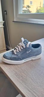 Vintage 97 Nike GTS / Blauw - maat 39, Kleding | Dames, Ophalen of Verzenden, Gedragen, Blauw, Sneakers of Gympen