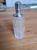 Kristallen parfumflesje met zilveren dopje, Ophalen of Verzenden, Zilver