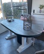 Old grey tafel icm witte poten van de brocante opkamer, Huis en Inrichting, Tafels | Eettafels, 200 cm of meer, 50 tot 100 cm