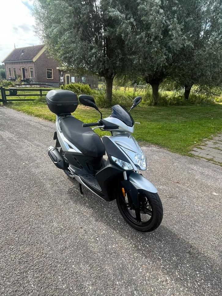 Kymco agility 150cc met abs in goede staat, Fietsen en Brommers, Scooters | Kymco, Agility, Benzine, Ophalen