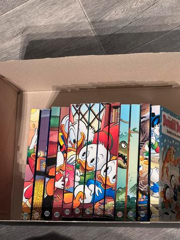 13 Donald Duck Pockets  beschikbaar voor biedingen