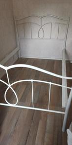 Metalen bedframe,wit. 1.20x2 m., Eenpersoons, Wit, Ophalen of Verzenden, Zo goed als nieuw