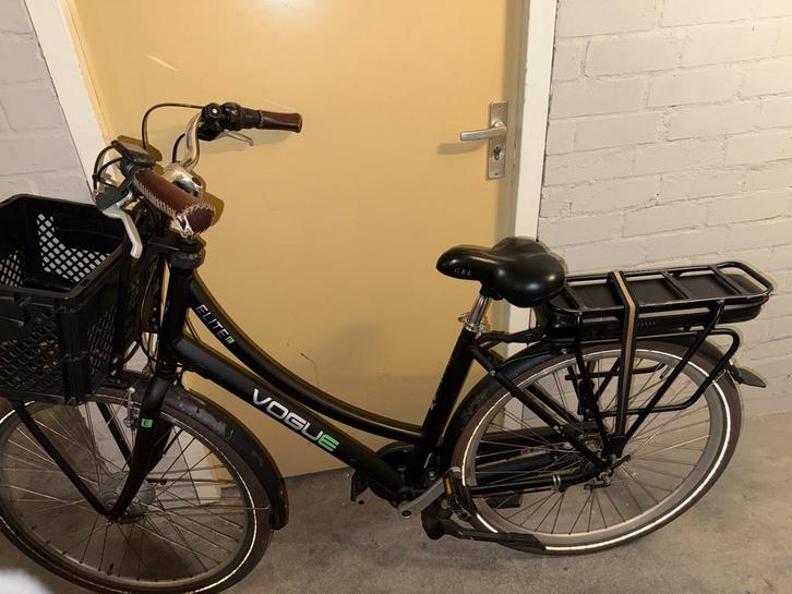 Vogue Elite E-bike - Defect Scherm, Fietsen en Brommers, Elektrische fietsen, Gebruikt, Overige merken, 55 tot 59 cm, 30 tot 50 km per accu
