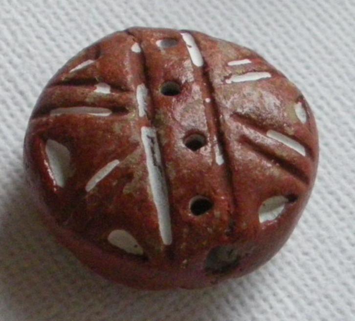 Bruine keramiekkralen bewerkt (3 stuks), Hobby en Vrije tijd, Kralen en Sieraden maken, Nieuw, Kraal, Verzenden