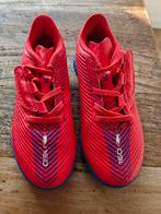 Voetbal schoenen kind maat 28 klittenband, Sport en Fitness, Voetbal, Ophalen of Verzenden, Zo goed als nieuw
