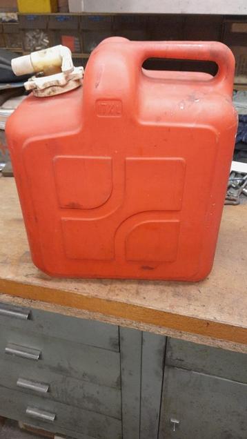 Curver 17.5 liter Jerrycan beschikbaar voor biedingen
