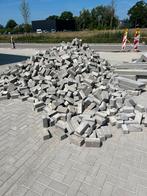 grijze Betonklinkers, klinkers, stenen te koop, Tuin en Terras, Tegels en Klinkers, Ophalen, Klinkers, Zo goed als nieuw, 10 m² of meer