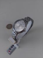 Lorus zilverkleurige dames horloge met metalen band, Verzenden, Nieuw