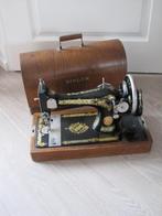 SINGER hand naaimachine, Antiek en Kunst, Antiek | Naaimachines, Ophalen