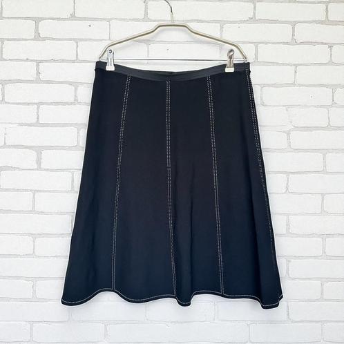 Marc Cain Rok Maat N5 Zwart Contrast Naad A-lijn, Kleding | Dames, Rokken, Zo goed als nieuw, Maat 42/44 (L), Zwart, Boven de knie