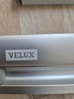 Velux rolgordijn, verduisterend. 97x94cm., Doe-het-zelf en Verbouw, Rolluiken, Ophalen of Verzenden, Zo goed als nieuw, Grijs