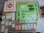 Monopoly in vierkante witte doos, Hobby en Vrije tijd, Ophalen of Verzenden, Zo goed als nieuw