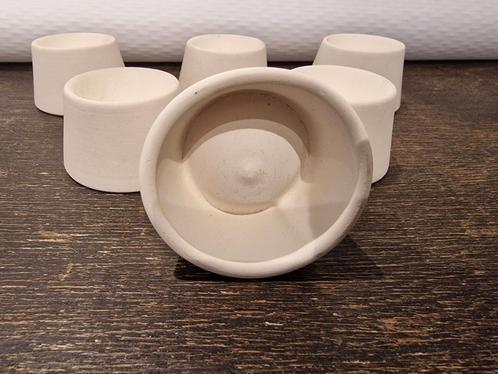 Eierdopjes Regout Hoenderloo biscuit gebakken per 6 stuks, Antiek en Kunst, Antiek | Keramiek en Aardewerk, Ophalen of Verzenden