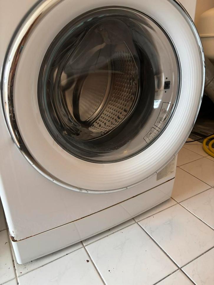 Whirlpool stille wasmachine levenslange garantie op motor, Witgoed en Apparatuur, Wasmachines, Gebruikt, Voorlader, 6 tot 8 kg