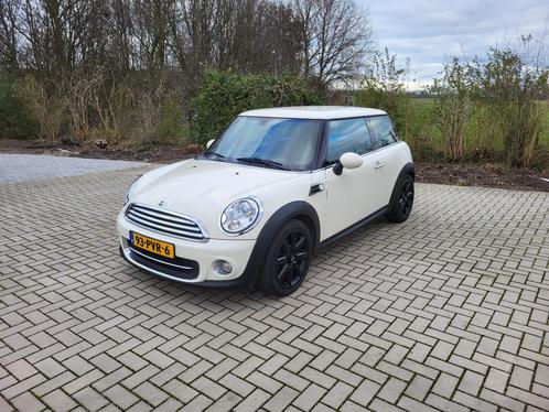Nette Mini Cooper ( Pepper White ), Auto's, Mini, Particulier, Cooper, Benzine, Euro 5, Hatchback, Handgeschakeld, Wit, Zwart