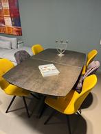 - AKANTE - Phoenix eettafel, Ophalen, Nieuw, 150 tot 200 cm, 100 tot 150 cm
