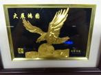 A6759. Chinees Reliëf Gouden Adelaar in Lijst, Huis en Inrichting, Minder dan 50 cm, Gebruikt, Ophalen of Verzenden, Minder dan 50 cm