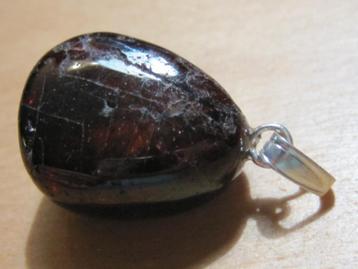 h. 3x grote edelsteenhanger RODE GRANAAT (4)  beschikbaar voor biedingen