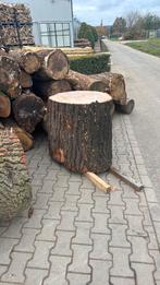Mooi groot eiken hakblok 70cm hoog 70cm breed voor 50 euro