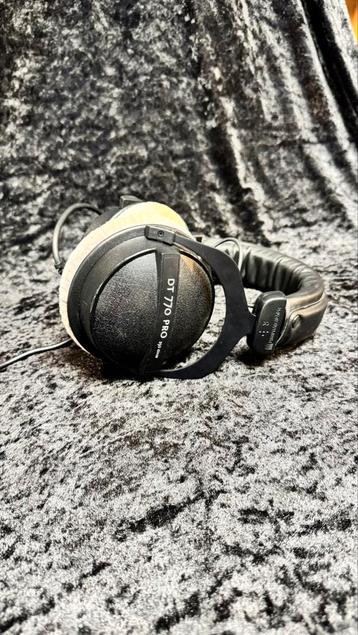 Beyer Dynamic DT 770 Pro 250 OHM (5 stuks) beschikbaar voor biedingen