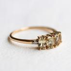 10K gouden cluster ring met Prasioliet & diamant 18, Ophalen of Verzenden, Zo goed als nieuw, 17 tot 18, Met edelsteen