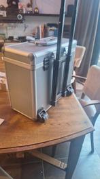 metalen trek koffer, Sieraden, Tassen en Uiterlijk, Koffers, Ophalen, Uitschuifbare handgreep, Gebruikt, Minder dan 50 cm