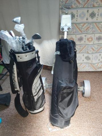 GOLFSET  compleet met 2 karren & clubs  beschikbaar voor biedingen