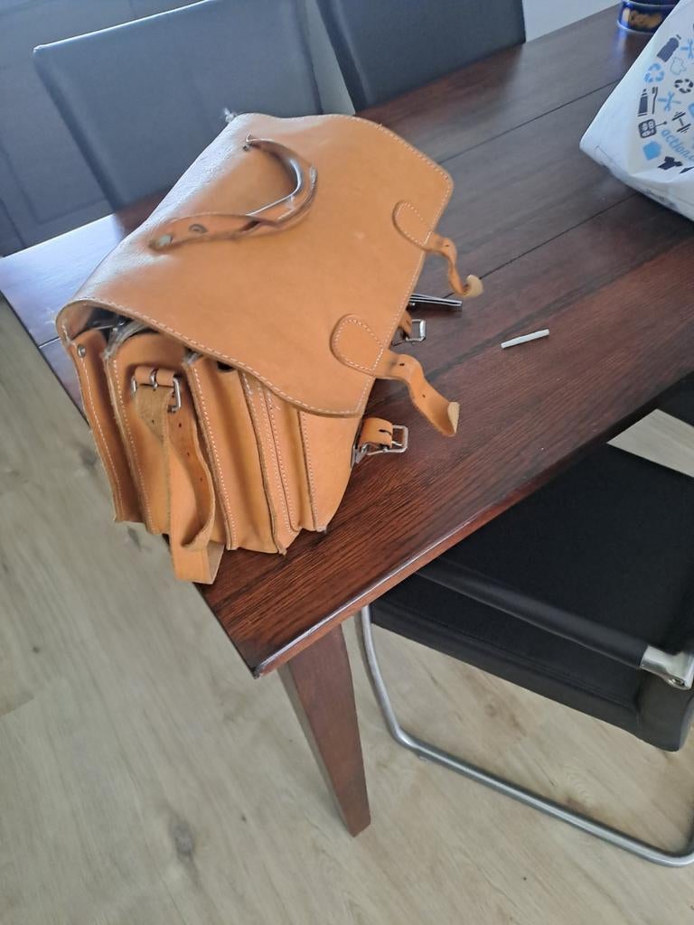 Lederen schooltas, Sieraden, Tassen en Uiterlijk, Tassen | Schooltassen, Ophalen of Verzenden