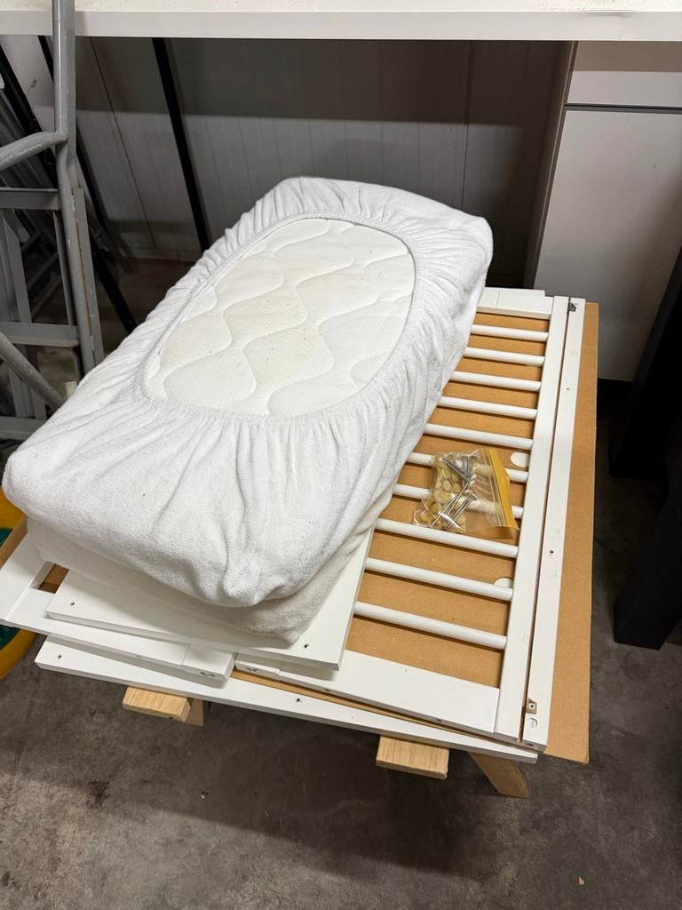 Tweelingwieg - Veilig en Comfortabel voor de Eerste Maanden, Kinderen en Baby's, Babywiegjes en Ledikanten, Ophalen, Zo goed als nieuw