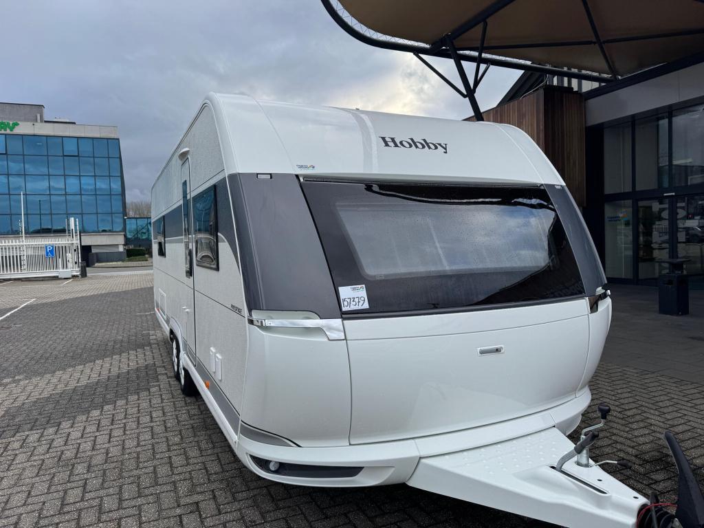 Hobby Prestige 660 WFC 2026 MEGA KORTING € 3.535,-!, Caravans en Kamperen, Standaardzit, Hobby, Schokbreker, Bedrijf