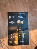 B.A. Paris - De gast, Boeken, Ophalen of Verzenden, Zo goed als nieuw, B.A. Paris