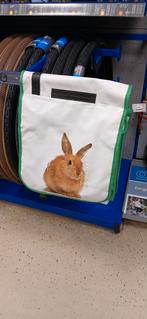 Dubbele fietstas met konijnenprint, Ophalen