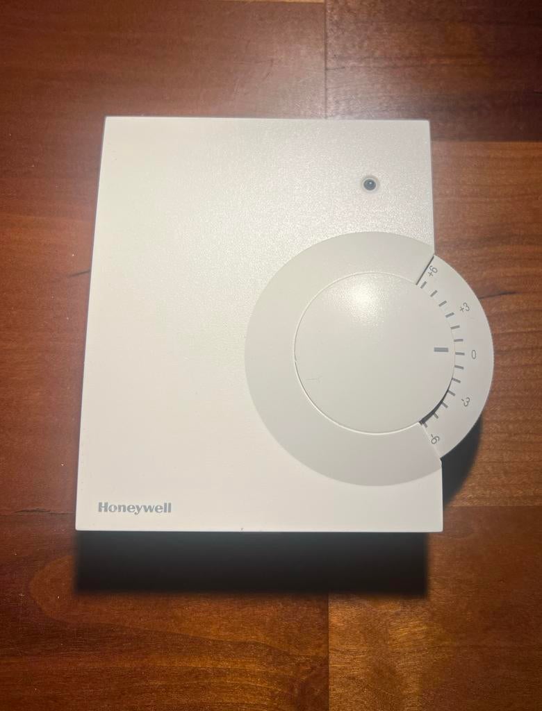 HCW82 Honeywell thermostaten 2 stuks, Ophalen of Verzenden, Gebruikt