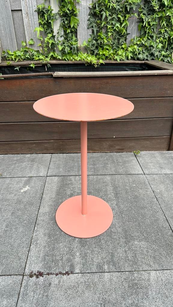 Roze bijzettafel, Huis en Inrichting, Gebruikt, Metaal of Aluminium, Rond, 55 tot 75 cm