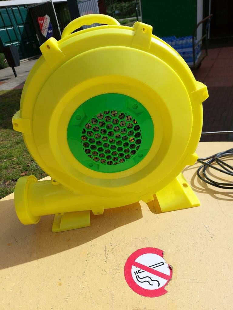 Krachtige luchtblazer voor opblaasbare tent/springkussen, Kinderen en Baby's, Speelgoed | Buiten | Springkussens, Zo goed als nieuw