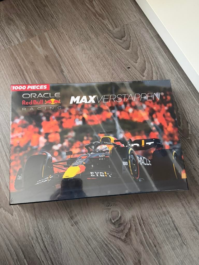 Max verstappen puzzel 1000 stuks helemaal new, Verzamelen, Automerken, Motoren en Formule 1, Ophalen of Verzenden, Zo goed als nieuw