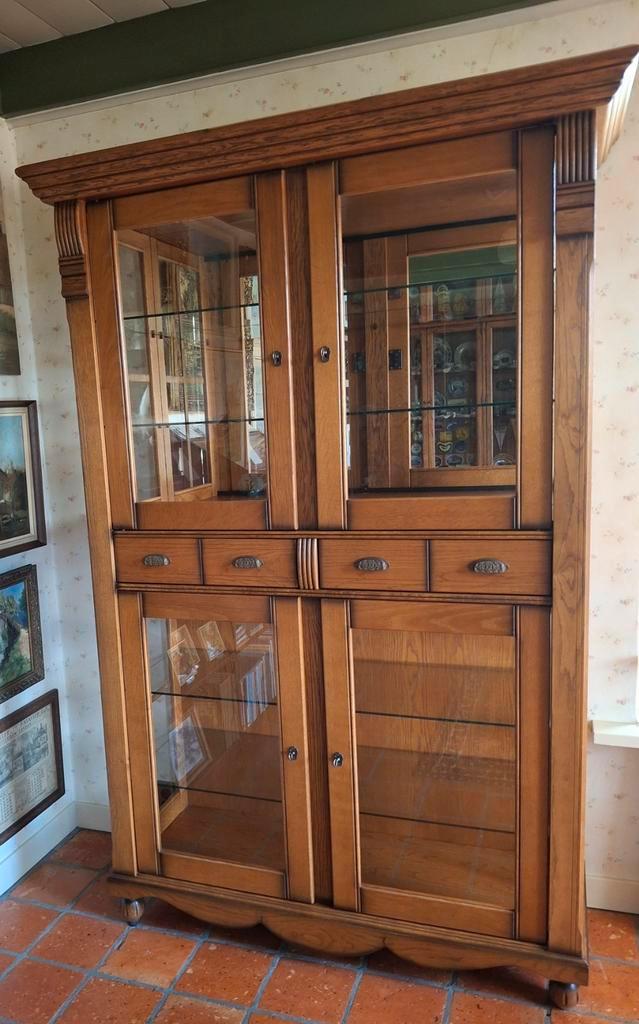 Grote Eiken Vitrinekast kan met of zonder Kuif, in top staat, Huis en Inrichting, Kasten | Vitrinekasten, 150 tot 200 cm, 25 tot 50 cm