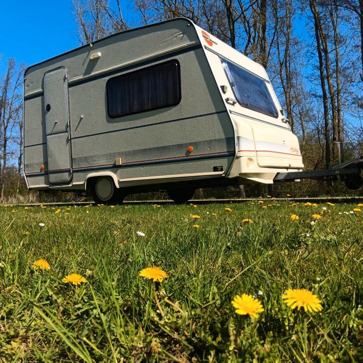 Bustner Caravan Duitse kwaliteits Caravan, Caravans en Kamperen, Caravans, Particulier, tot en met 4, Luifel, Reservewiel, Stabilisator