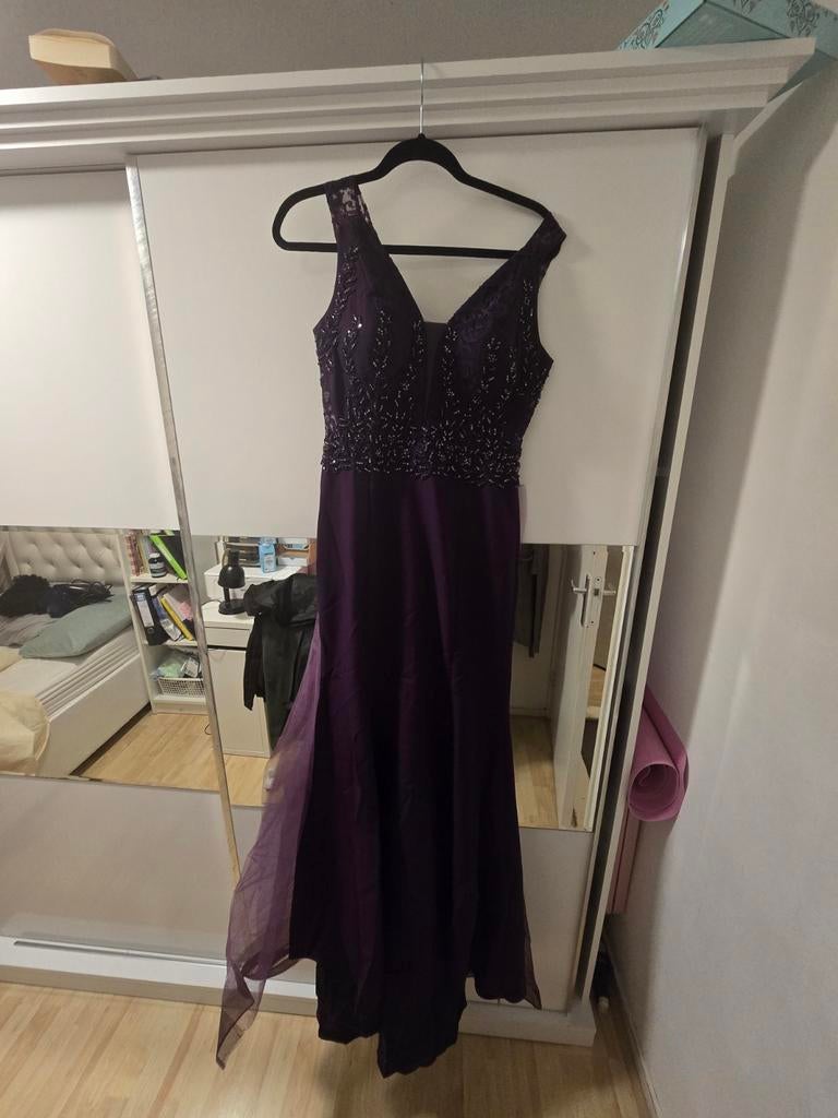 Prachtige galajurken - Maat 36/38 - Zo goed als nieuw, Kleding | Dames, Gelegenheidskleding, Maat 38/40 (M), Galajurk, Paars, Ophalen of Verzenden