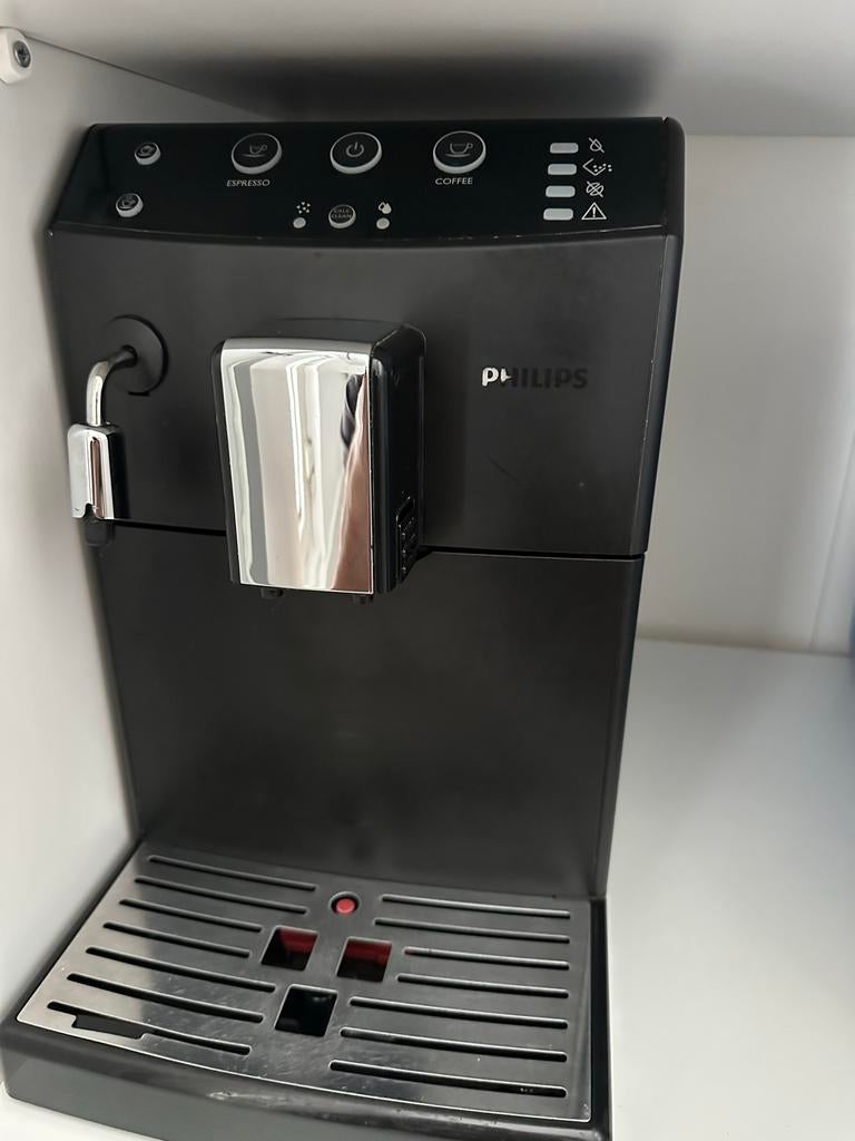 Philips Volautomaat Espressomachine HD8827/01, Witgoed en Apparatuur, Koffiezetapparaten, Ophalen, Afneembaar waterreservoir, Gebruikt