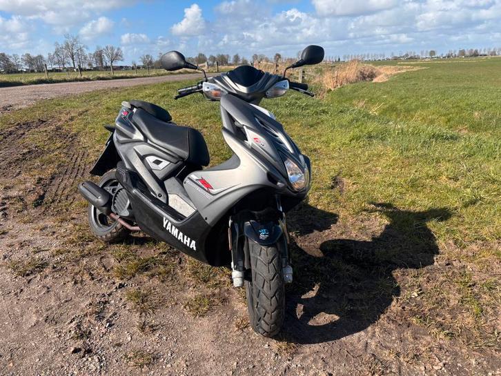 Yamaha Aerox, Fietsen en Brommers, Scooters | Yamaha, Zo goed als nieuw, Aerox, Maximaal 45 km/u, Benzine, Ophalen
