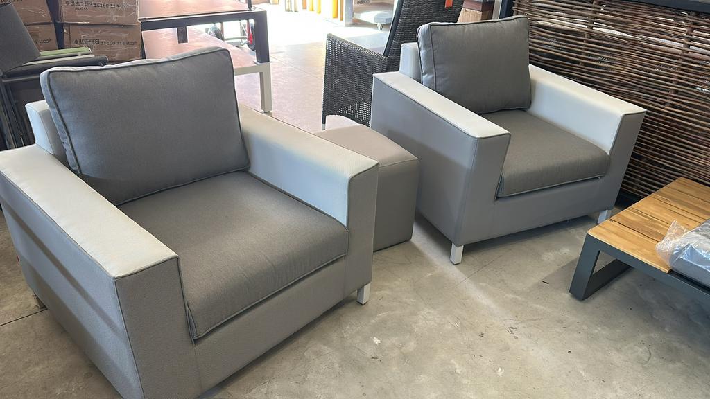 2 verschillende sets  Fauteuils merk SUNS set van 2, Tuin en Terras, Tuinstoelen, Nieuw, Textileen, Ophalen of Verzenden