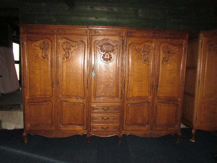 barok eiken 5 deurs linnenkast kleerkast in queen anne stijl, Huis en Inrichting, Kasten | Kledingkasten, Zo goed als nieuw, 150 tot 200 cm