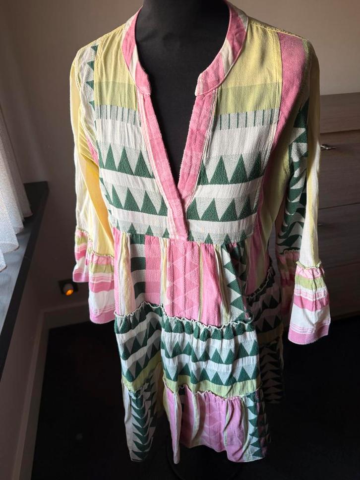 Schitterende Devotion Twins jurk, Kleding | Dames, Jurken, Zo goed als nieuw, Maat 38/40 (M), Overige kleuren, Knielengte, Ophalen of Verzenden