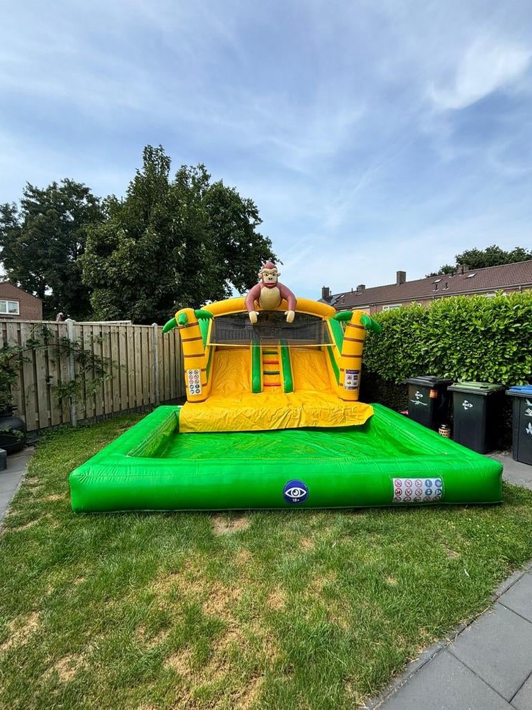 Springkussen 'Splashy Jungleslide' te huur, huren., Hobby en Vrije tijd, Ophalen of Verzenden, Overige