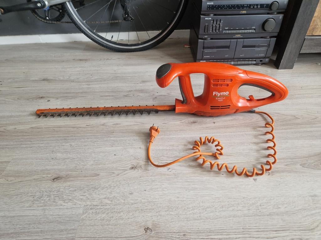 Flymo EasiCut elektrische heggenschaar model 420, Ophalen, Elektrisch